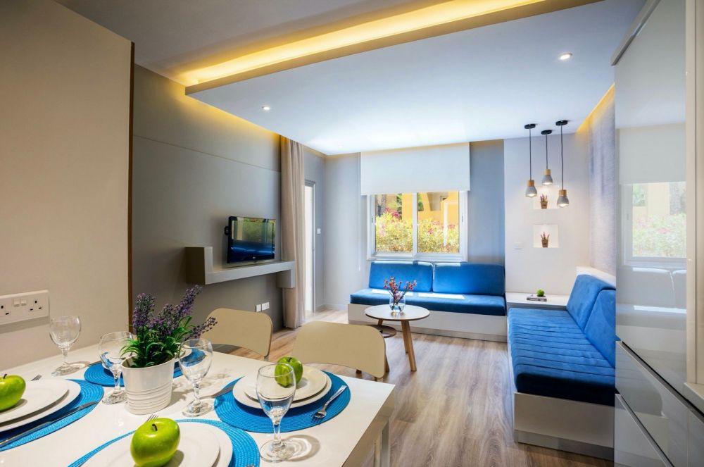 One-Bedroom Suite, Malama Beach Holiday Village 4*