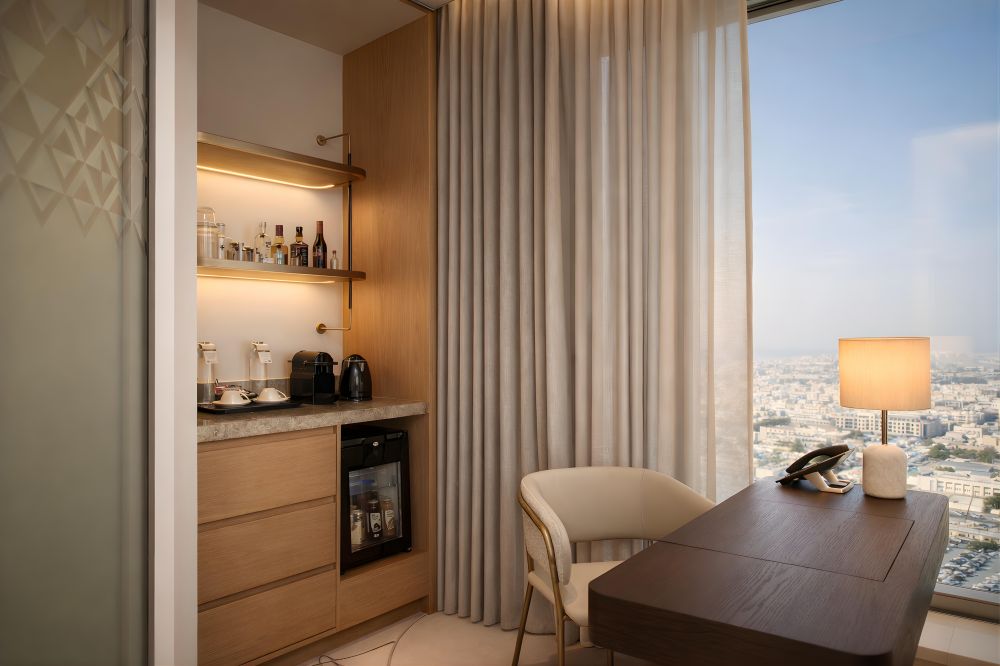 Grand Premium Skyline Room, The H Dubai 5*