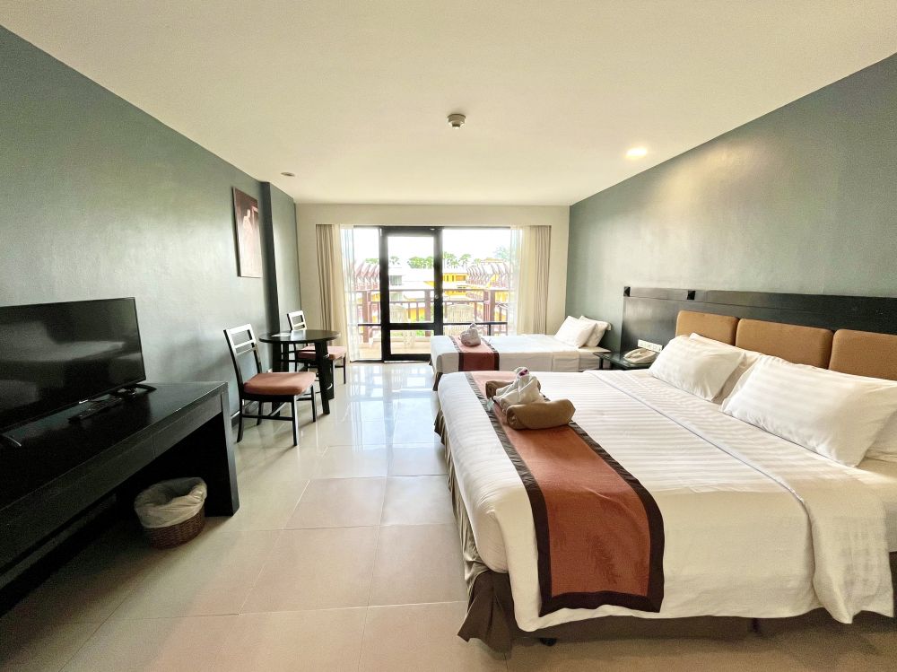 Superior PV Triple, Woraburi Phuket Resort & Spa 3*