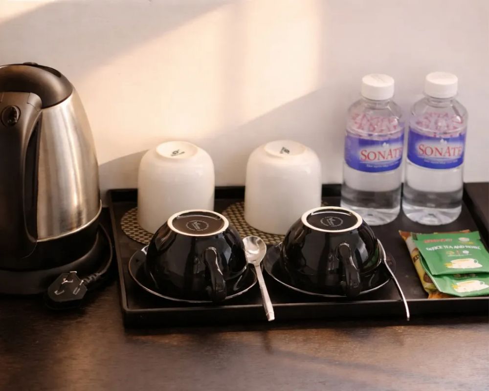 Senior Twin with Balcony, Meriton Nha Trang Hotel 4*