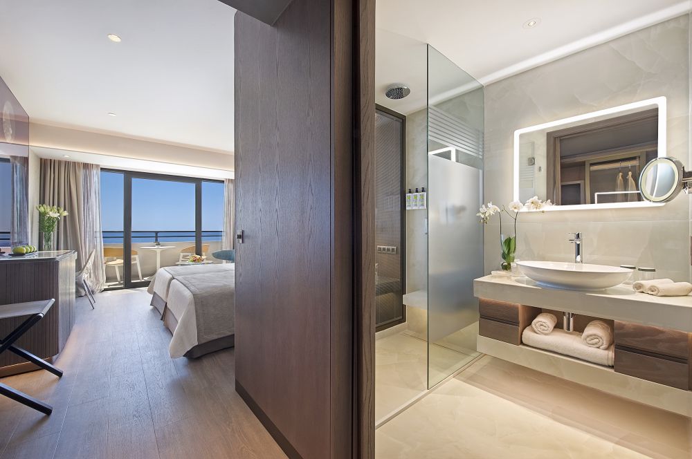 Superior Sea View, Amathus Beach Hotel 5*
