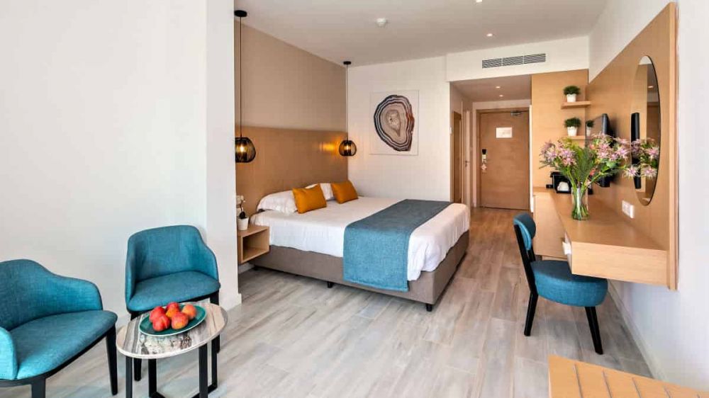 Twin / Double Inland View, Leonardo Crystal Cove Protaras (Adults Only 16+) 4*