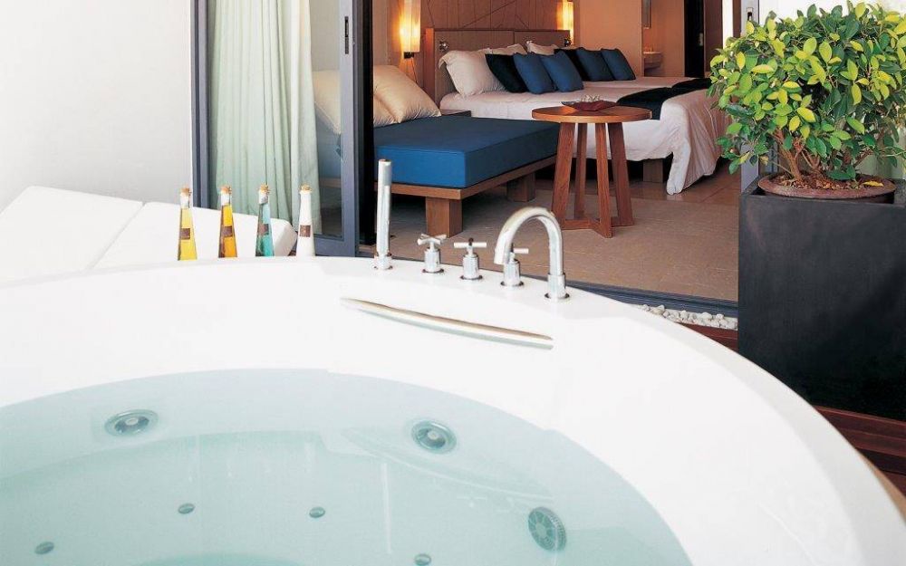 Premium Deluxe With Plunge Bath, Veranda Resort & SPA 4*