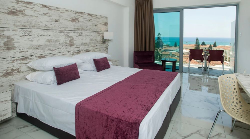 Deluxe Room With Openair Jacuzzi, Freij Resort 4*