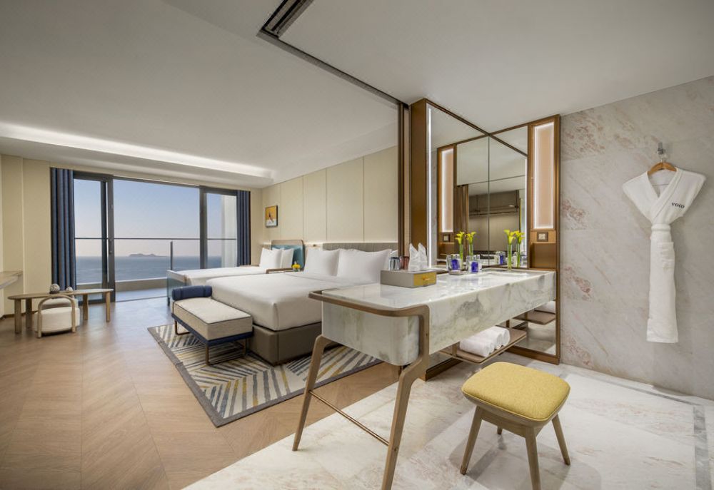 1 King and 1 Twin Standard Oceanfront Kid Theme Balcony, Voco Sanya Bay 5*