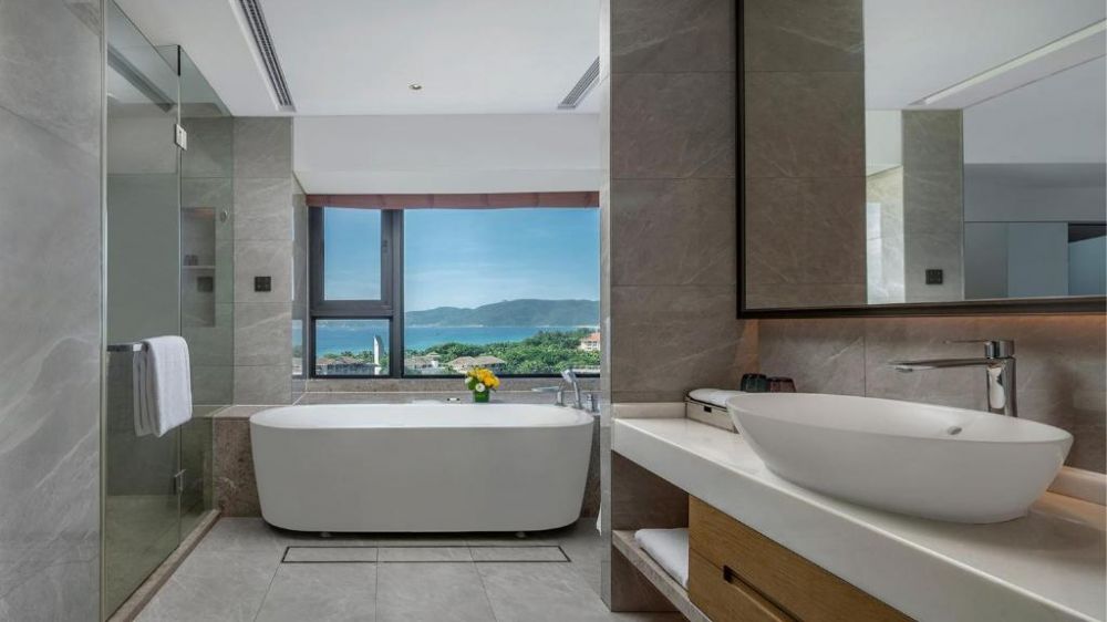 Standard Twin With Closed Window-Shades, Holiday Inn & Suites Sanya Yalongbay 5*