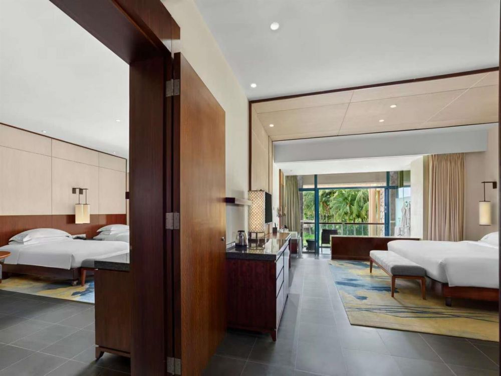 2 Bedroom Deluxe Connecting Room Garden View, Hilton Sanya Resort & Spa 5*