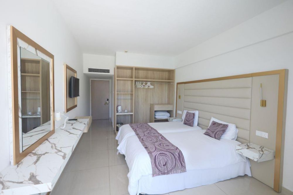 Standard Double or Twin LV, Tsokkos Protaras Beach Hotel 4*