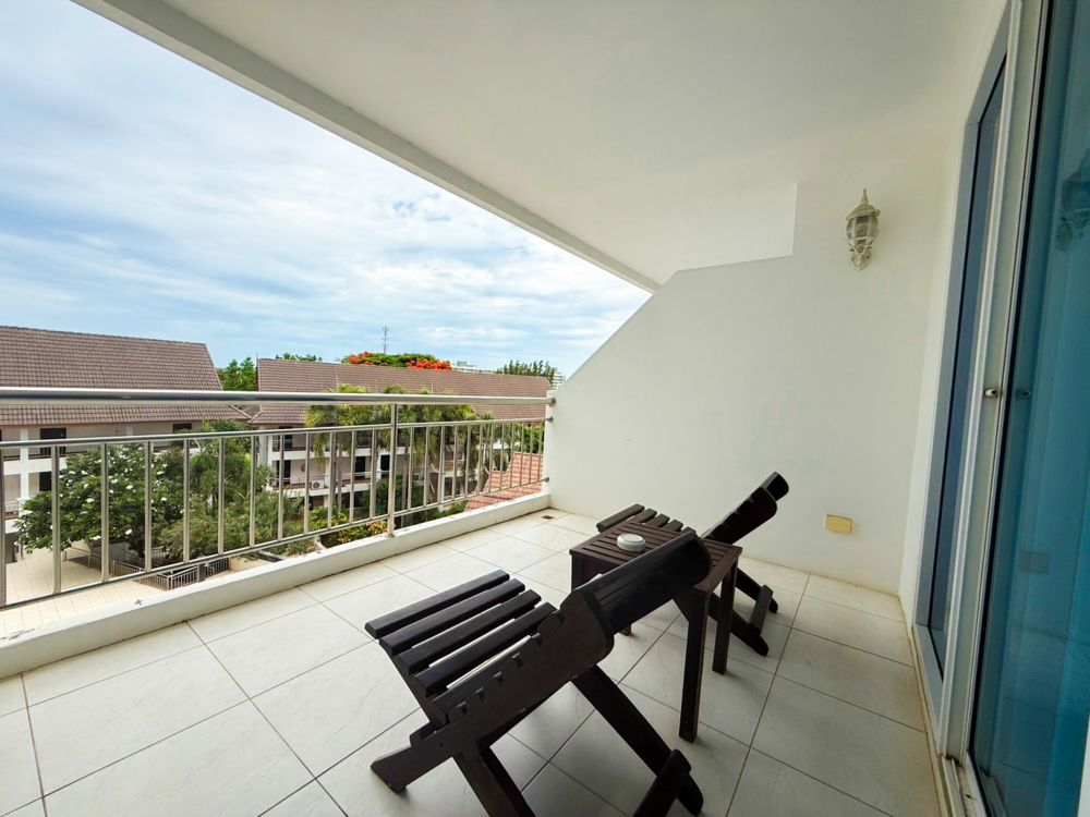 Superior Garden/ Pool View, Pinnacle Grand Jomtien 4*