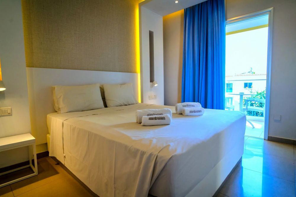 Superior One-Bedroom Suite, Malama Beach Holiday Village 4*