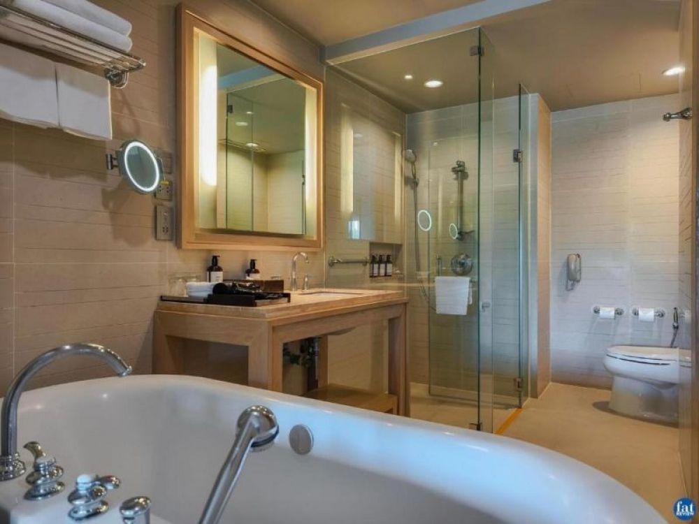 Deluxe Sea Facing, Dusit Thani Krabi Beach Resort 5*