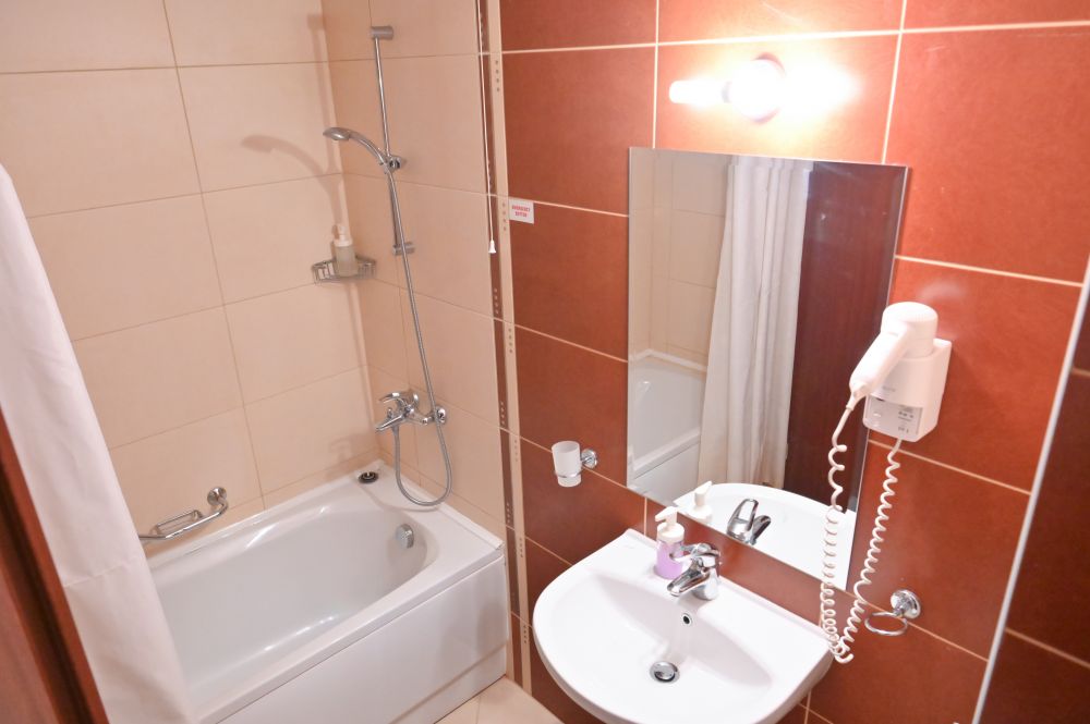 1 bedroom Apart, Orbilux Hotel 3*
