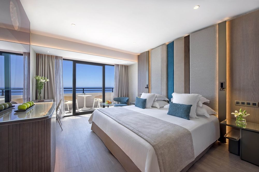Superior Sea View, Amathus Beach Hotel 5*