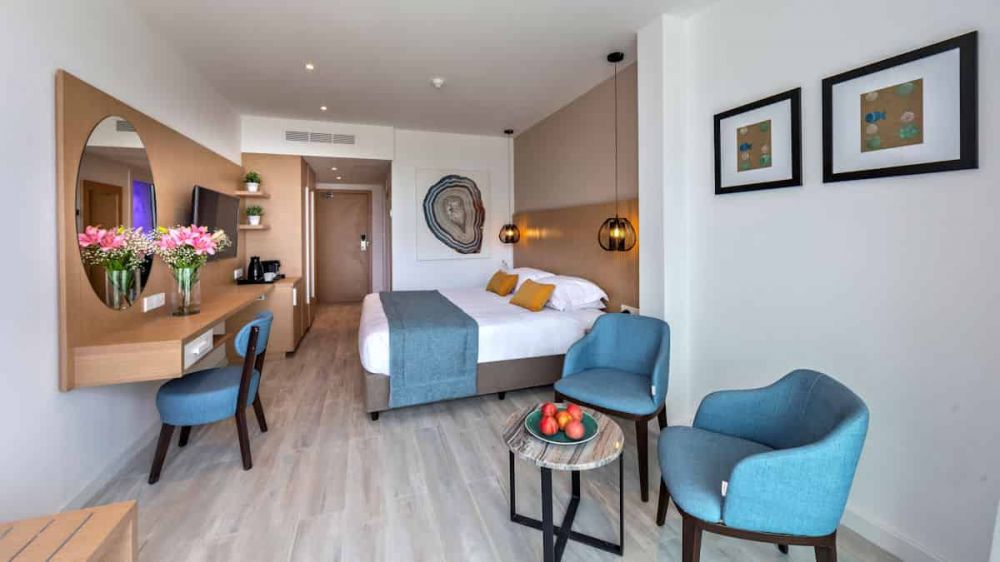 Twin / Double Inland View, Leonardo Crystal Cove Protaras (Adults Only 16+) 4*