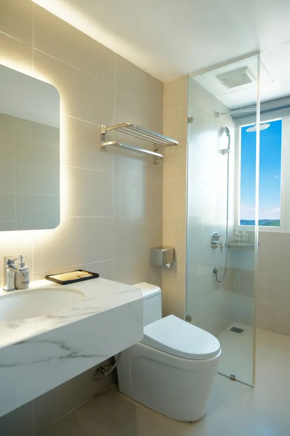 Suite MV, The Up Phu Quoc 4*