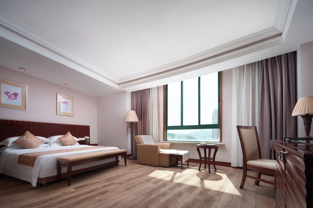 Deluxe Business Room, Baohong Hotel 4*