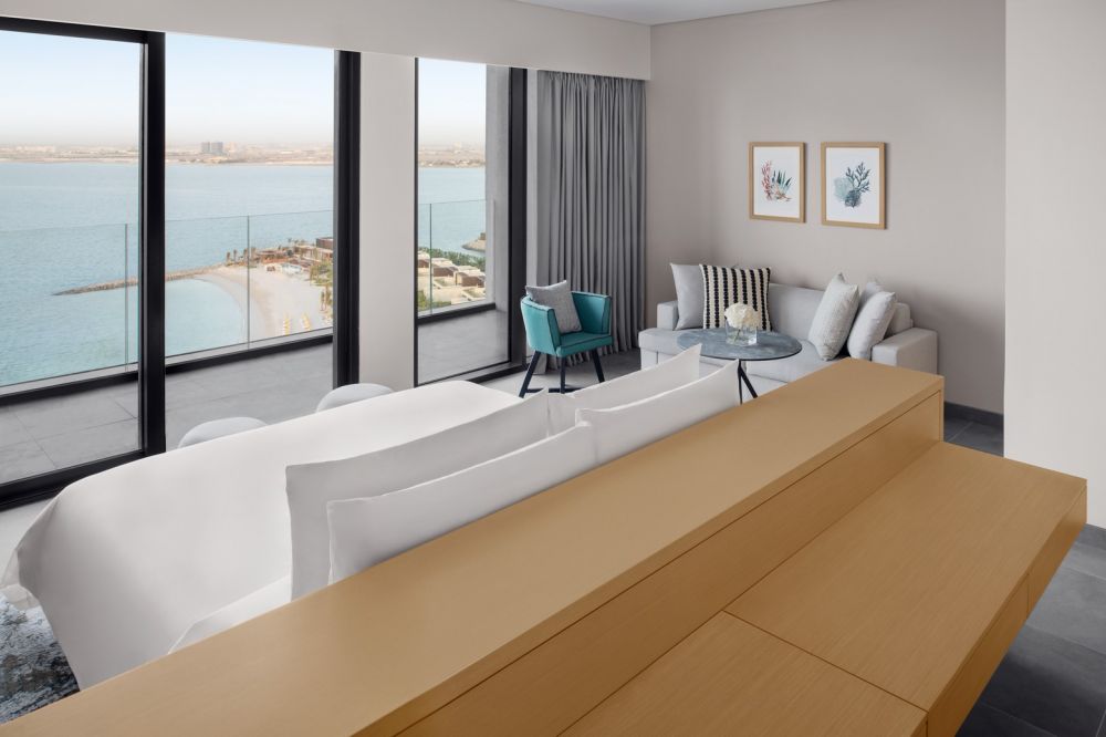 Panoramic Bridge Suite Pool and BV, Movenpick Resort Al Marjan Island 5*