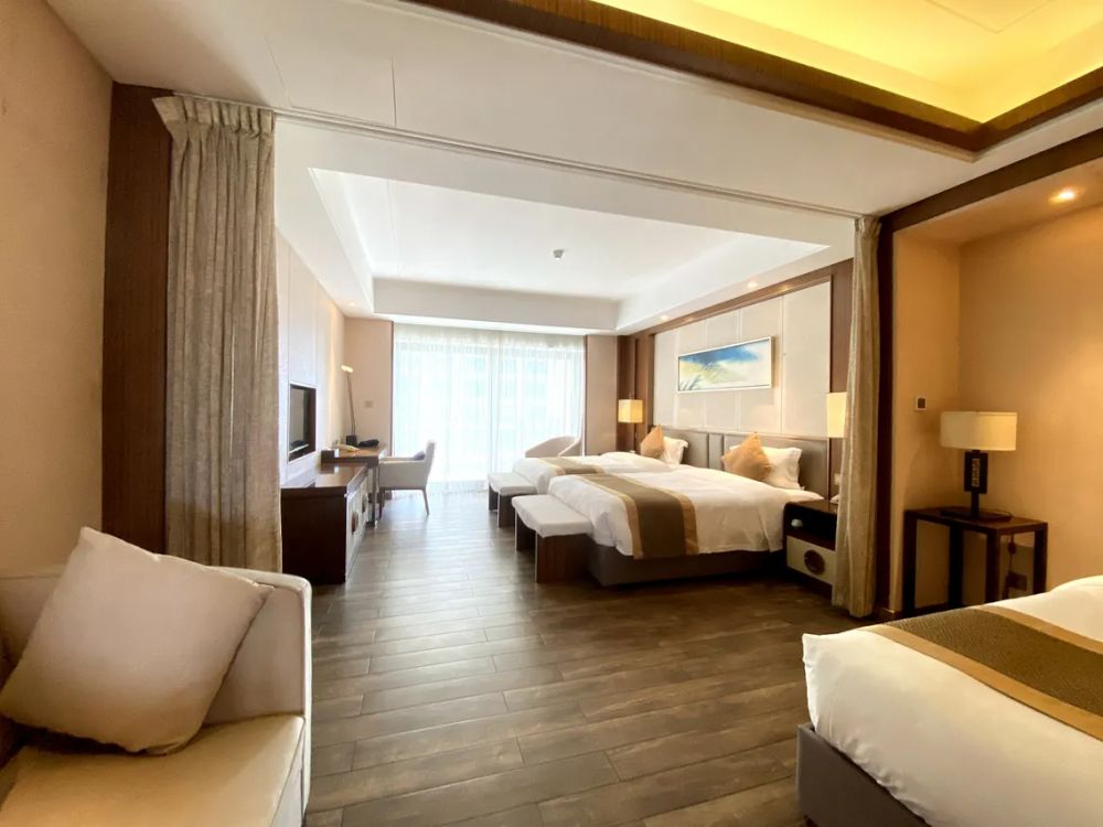 Deluxe View Family Room with 3 Beds, Jinghai Hotel & Resort 5*