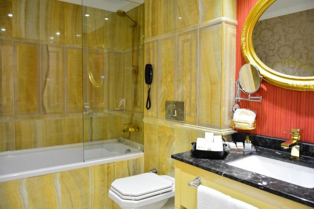 Deluxe Double or Twin Room, Intourist Palace 5*