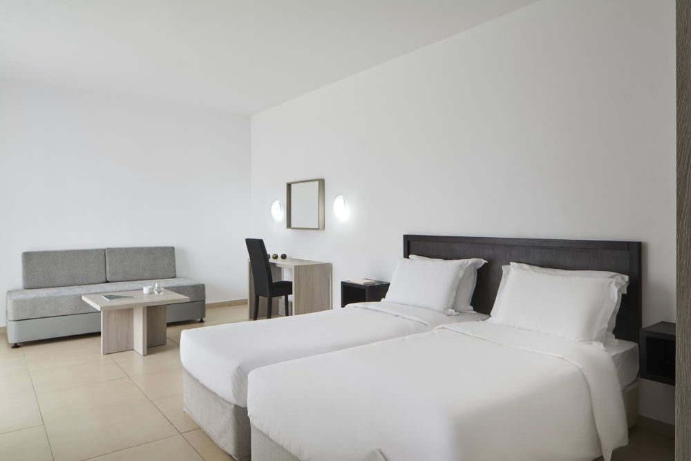 Studio With Side Sea View, MarisMare Apartments 2*
