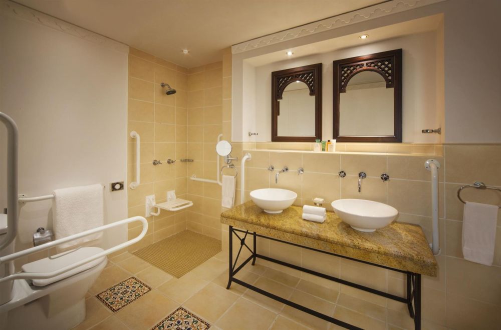 Family PV/ SF/ BA Villa, Hilton Ras Al Khaimah Beach Resort & SPA 5*