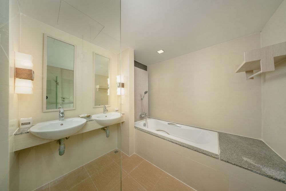 Deluxe, Blue Tara Hotel Krabi Ao Nang 4*