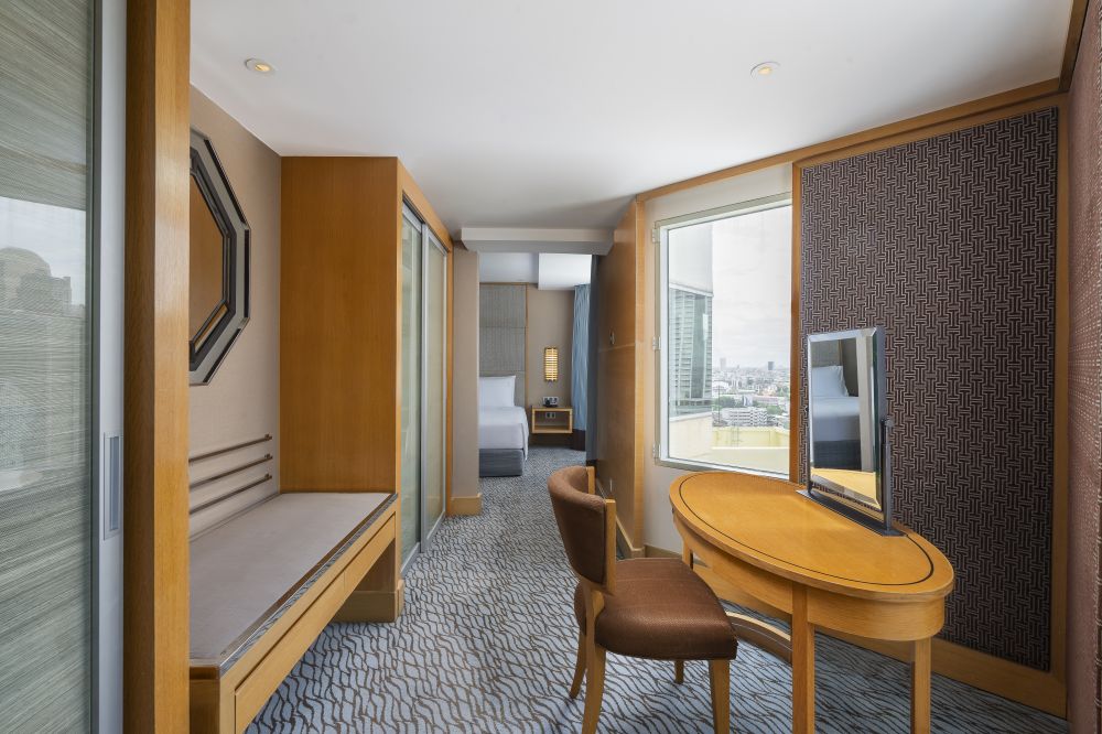 Premium Suite, Holiday Inn Silom, Bangkok 4*
