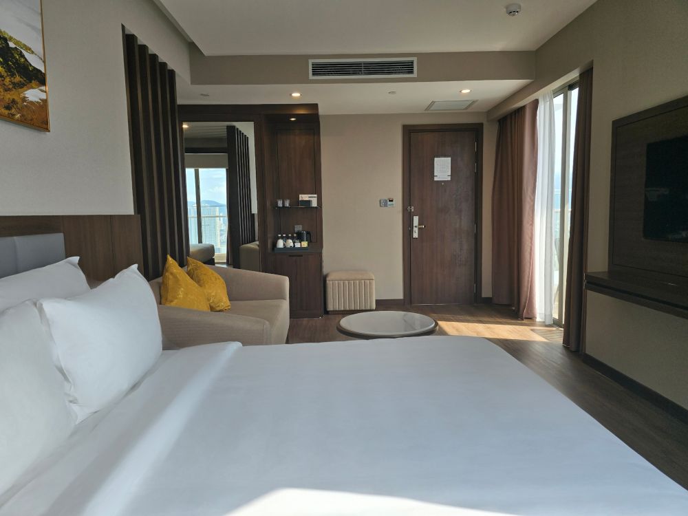 Family QDRPL, Annova Nha Trang Hotel 5*